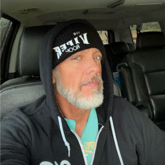 Meet your Posher, Gary - Picture 2 of 6